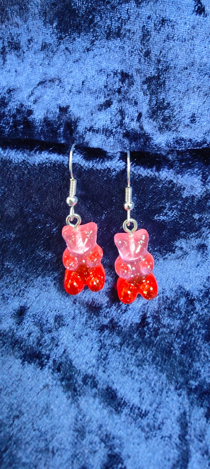 Pink and red gummy bears